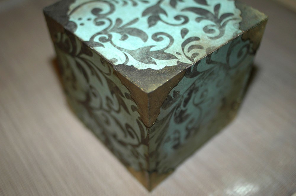 box corners free gift