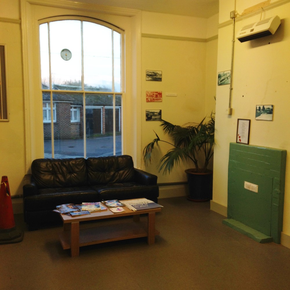 Arundel Train Station waiting room